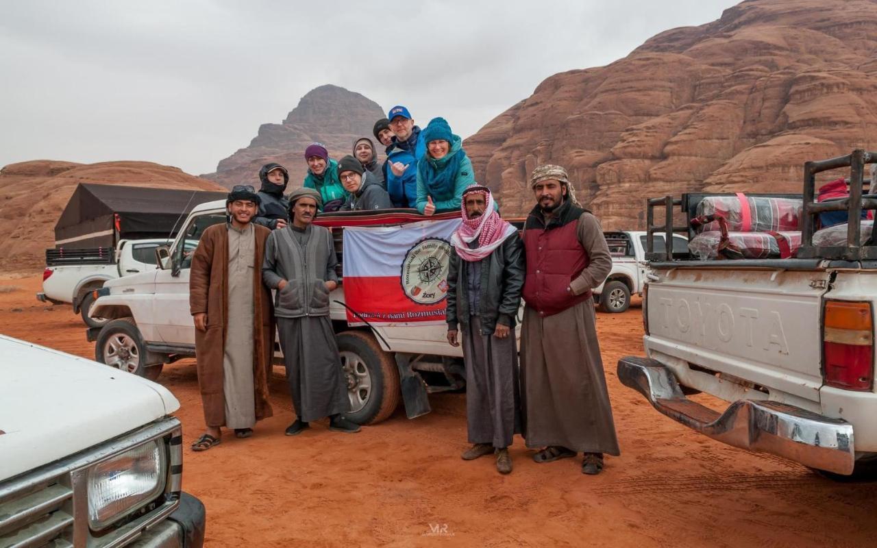 Wadi Rum Travel Camp Exteriör bild