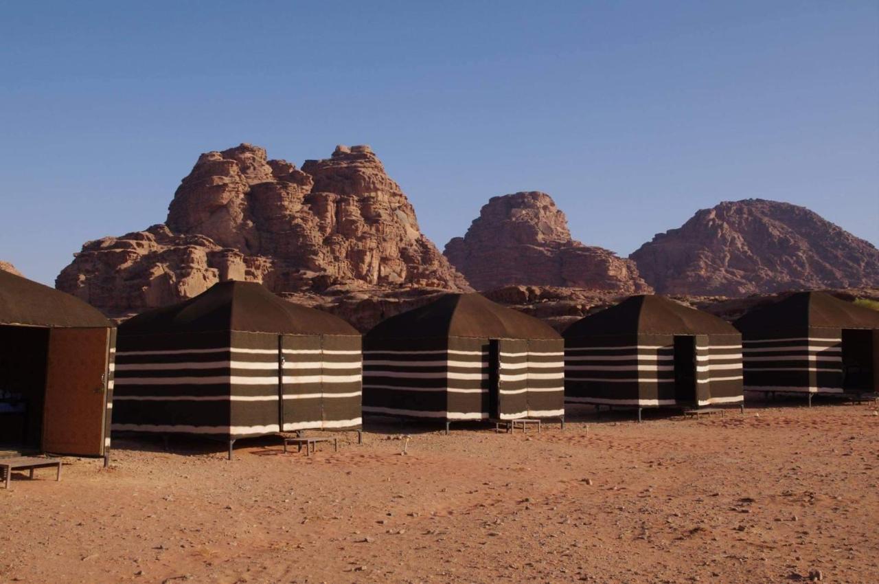 Wadi Rum Travel Camp Exteriör bild