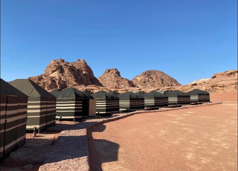 Wadi Rum Travel Camp Exteriör bild