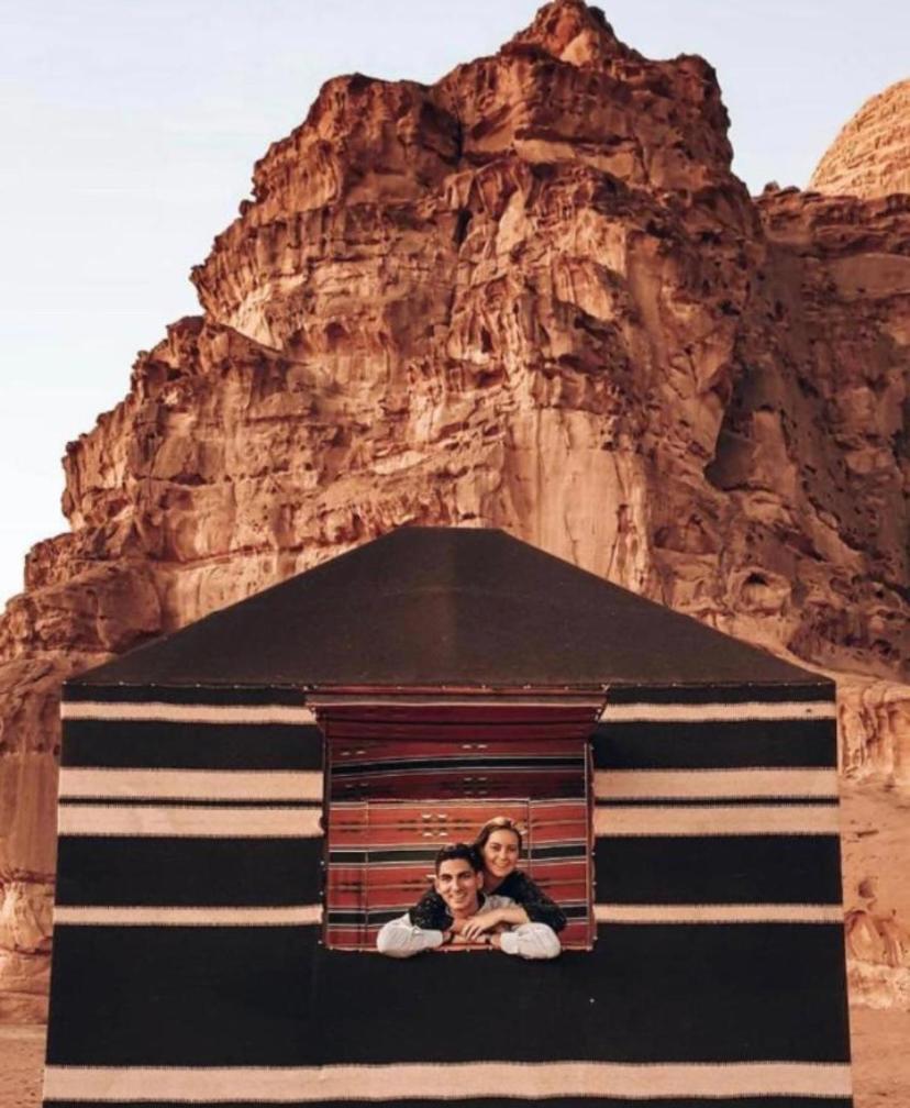 Wadi Rum Travel Camp Exteriör bild