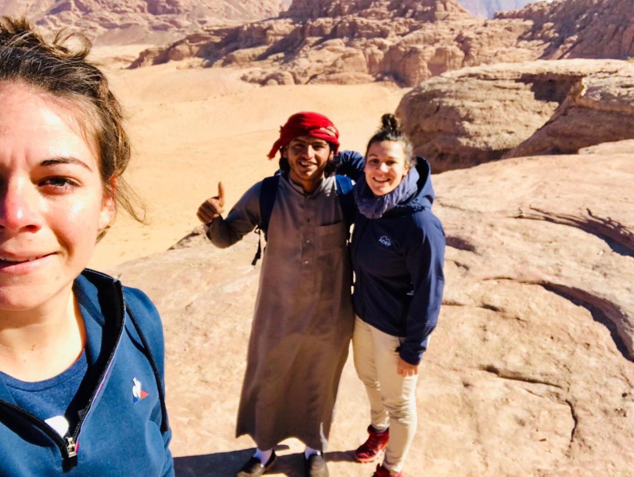 Wadi Rum Travel Camp Exteriör bild